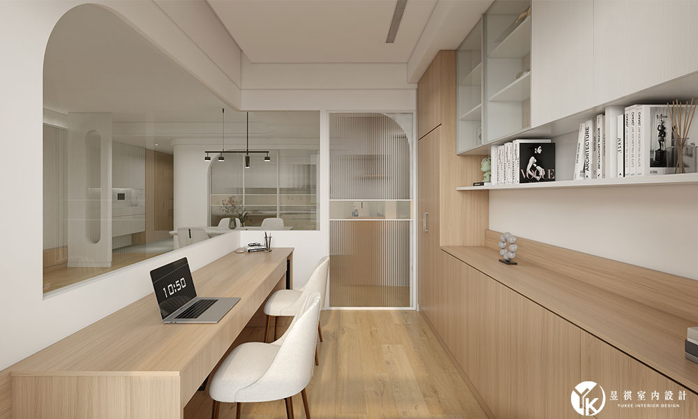 安平區裝潢推薦-書房玻璃隔間與大容量書牆收納設計